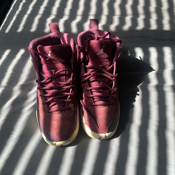 Velvet Jordan 12s in size 5 and women. - Picture 1 of 4